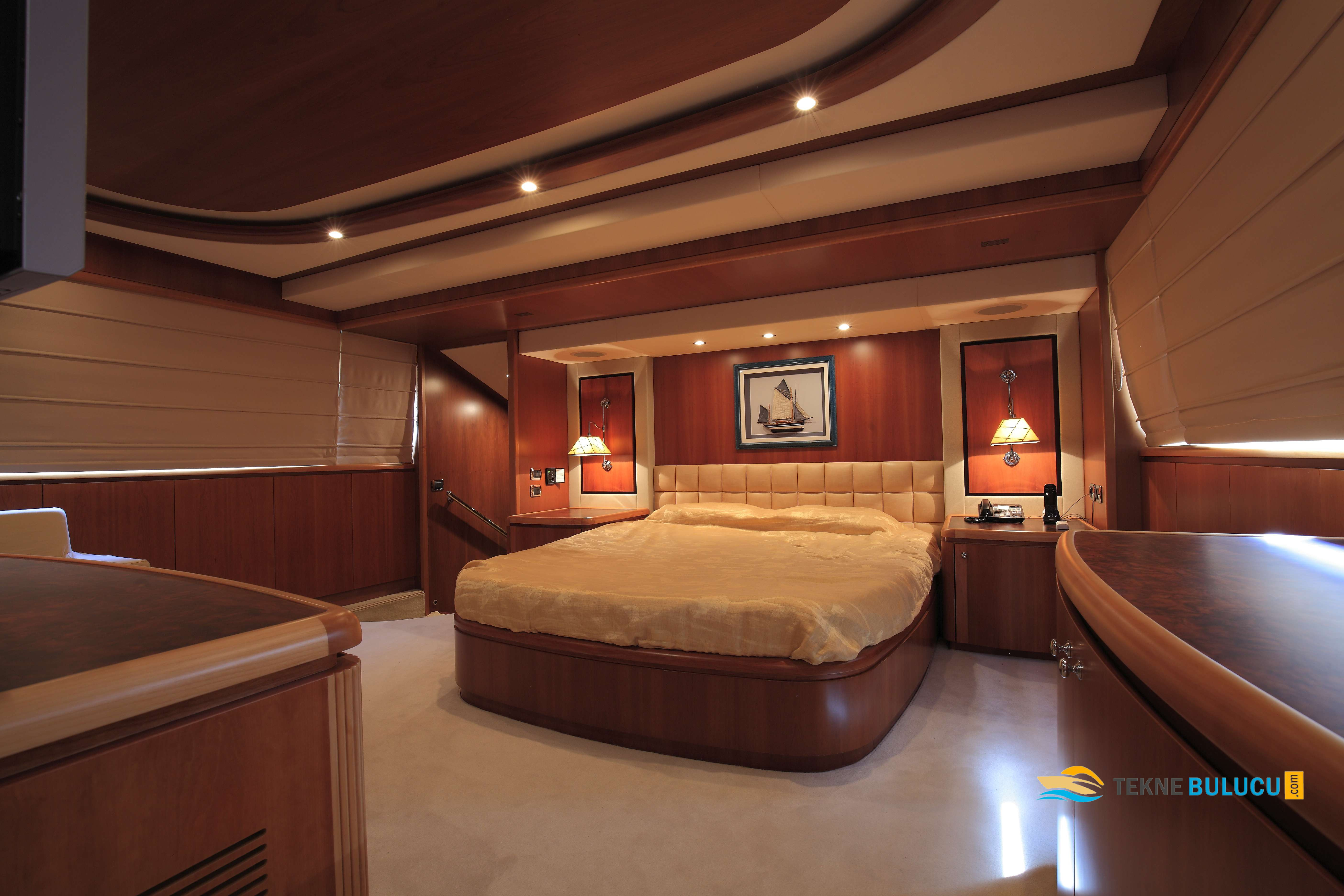 Azimut 105 Grande 2012 iç mekan 2