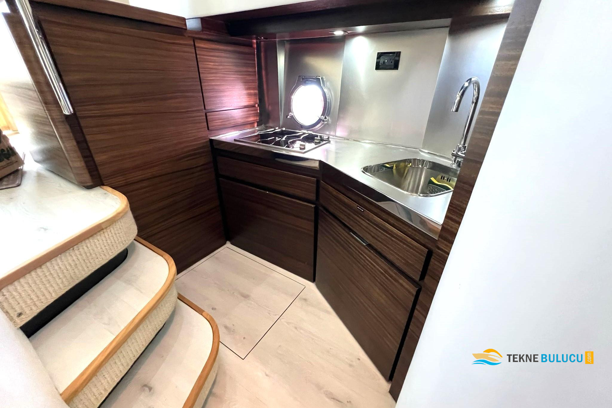 Azimut 40S 2010 iç mekan 2