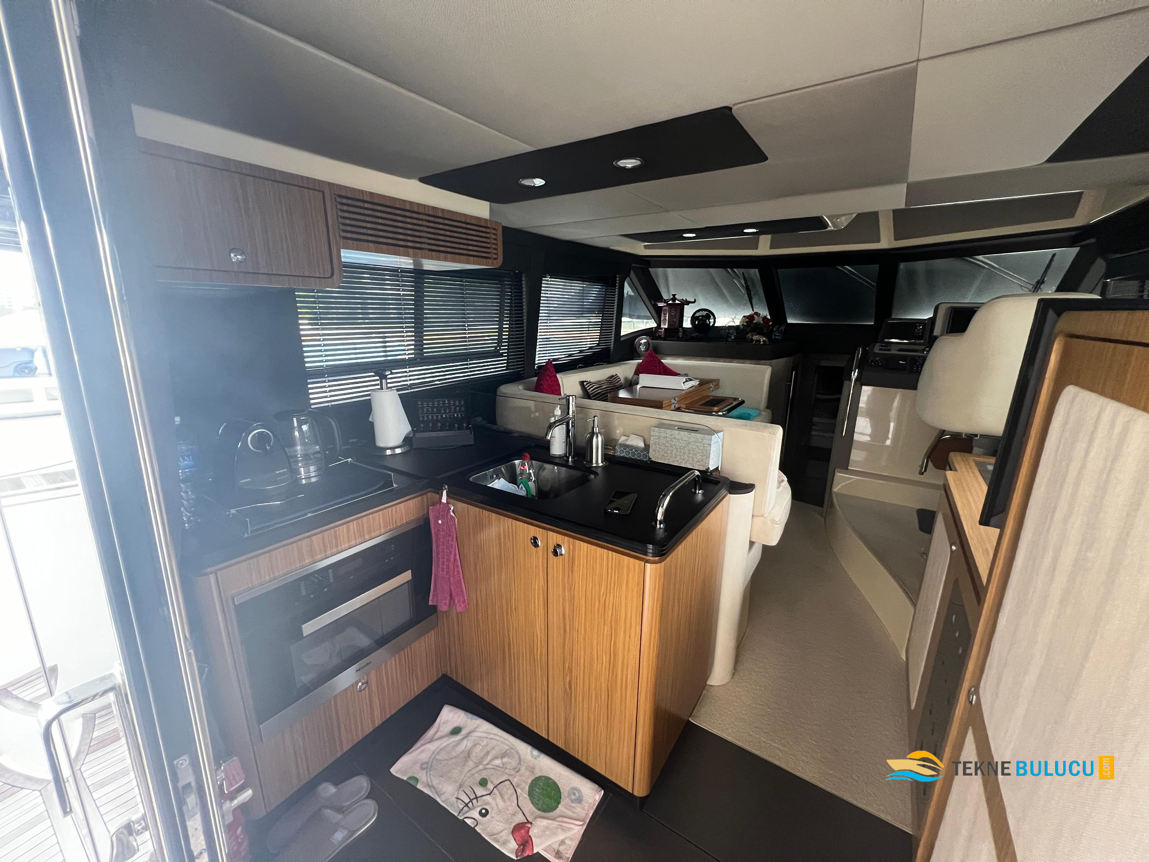 Azimut Magellano 43 2013 iç mekan 3