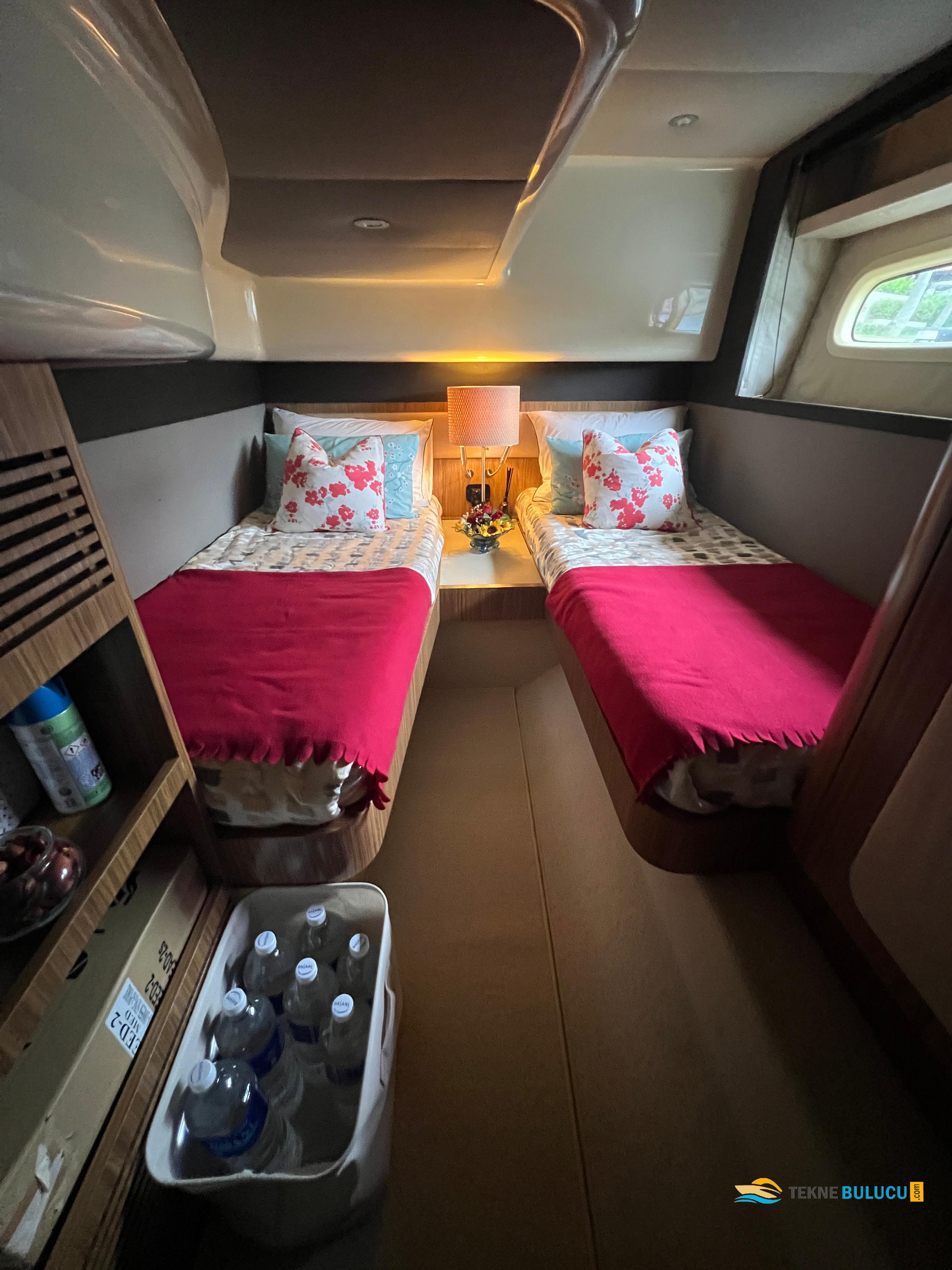Azimut Magellano 43 2014 iç mekan 2