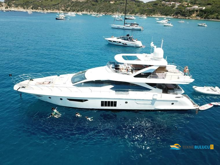 Azimut 80 Fly 2015 iç mekan 3