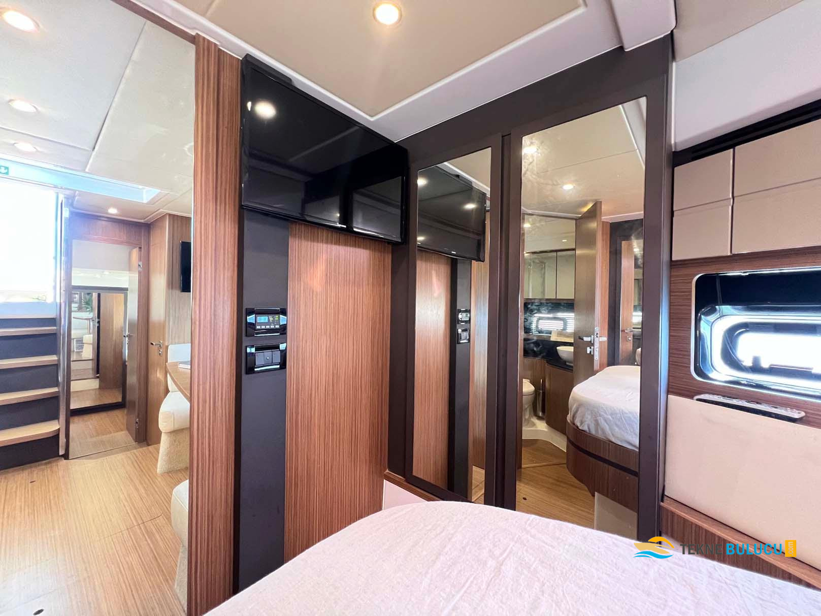 Azimut Atlantis 43 2020 iç mekan 3