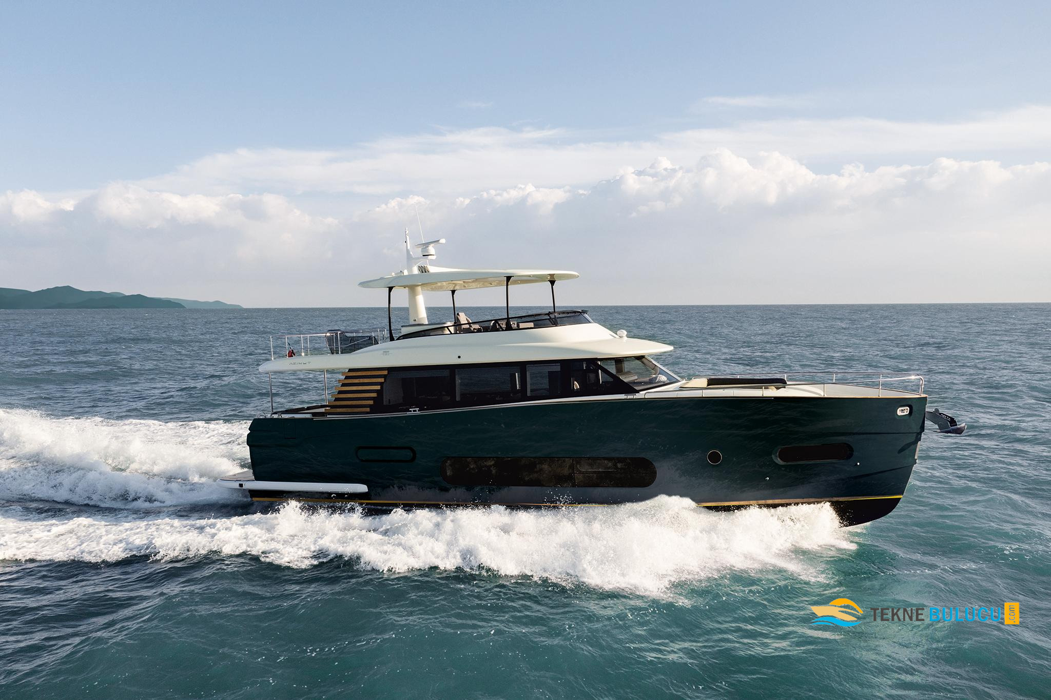 Azimut Magellano 66 2020 iç mekan 1
