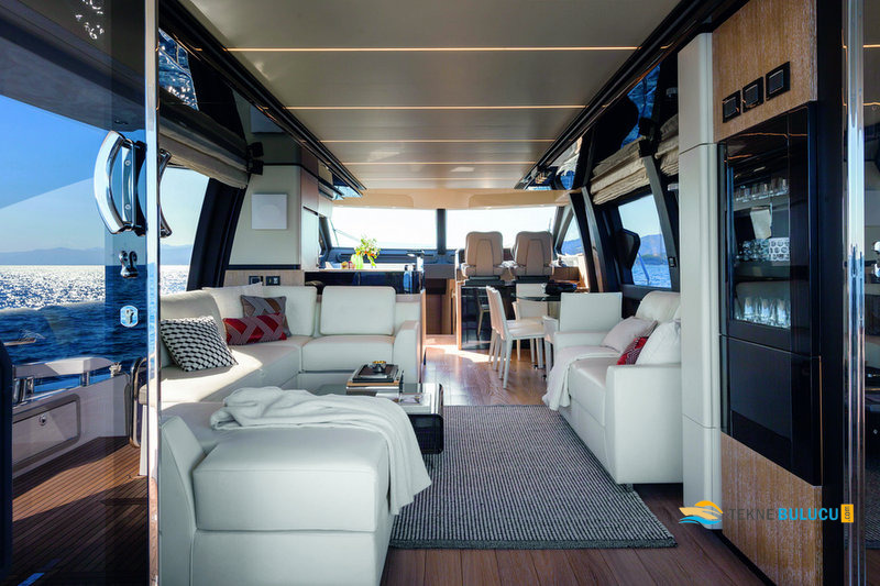 Azimut 72 Fly 2016 iç mekan 1