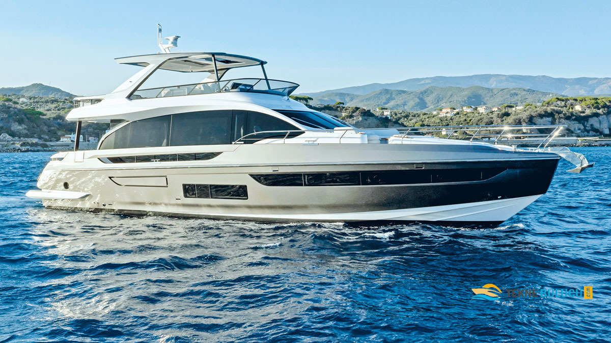 Azimut 72 Fly 2026 iç mekan 2