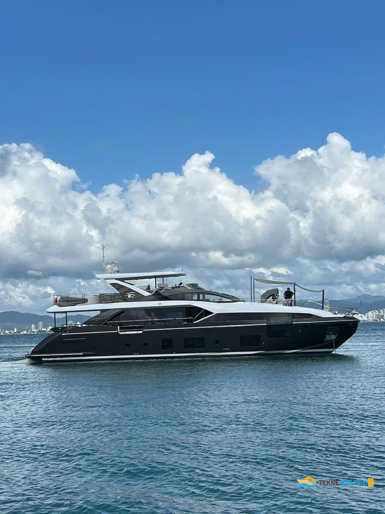 Azimut Grande 27 Metri 2020 iç mekan 3
