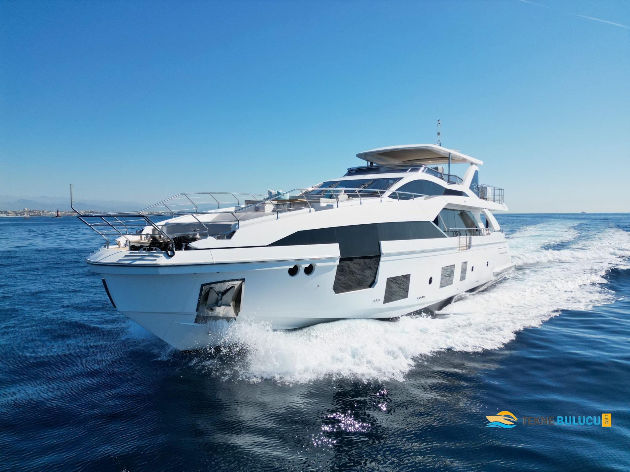 Azimut Grande 27 Metri 2021 iç mekan 2