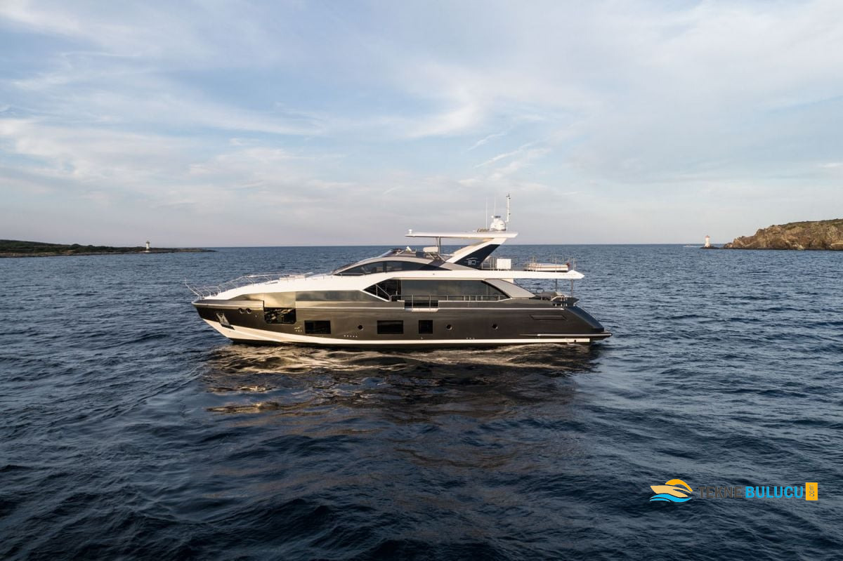 Azimut Grande 27 Metri 2026 iç mekan 2