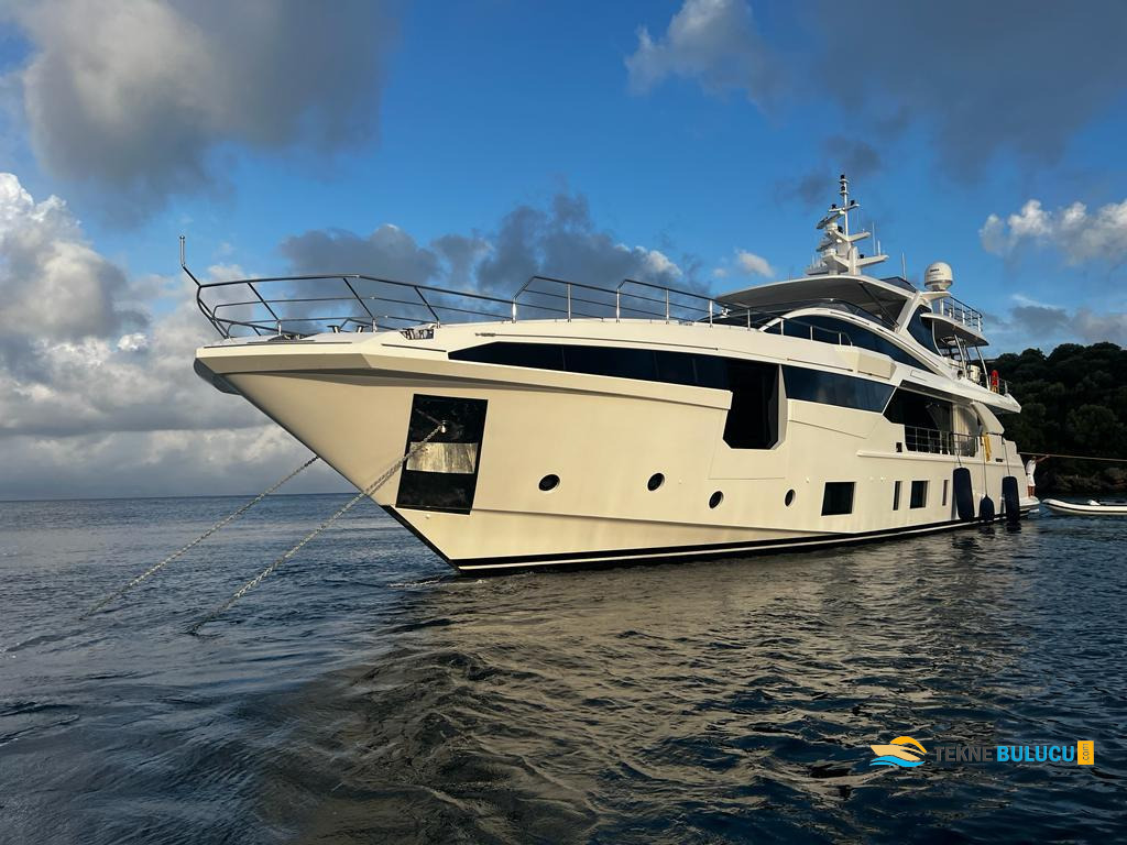 Azimut Grande 35 Metri 2023 iç mekan 3