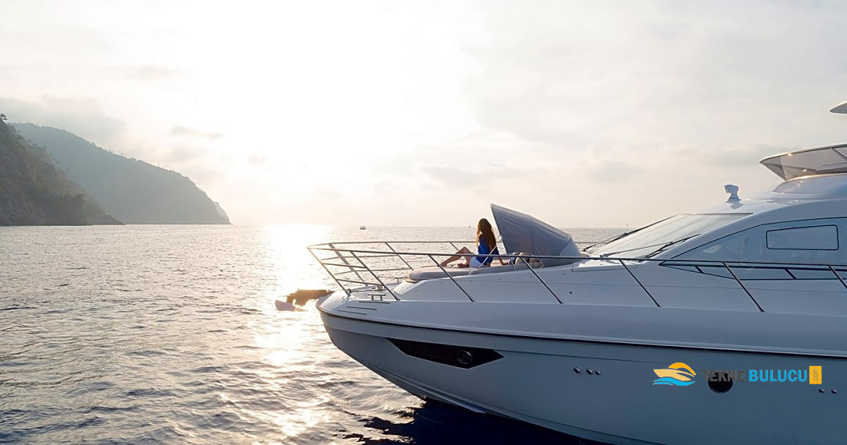 Azimut 55 Fly Yeni Kasa 2020 iç mekan 3