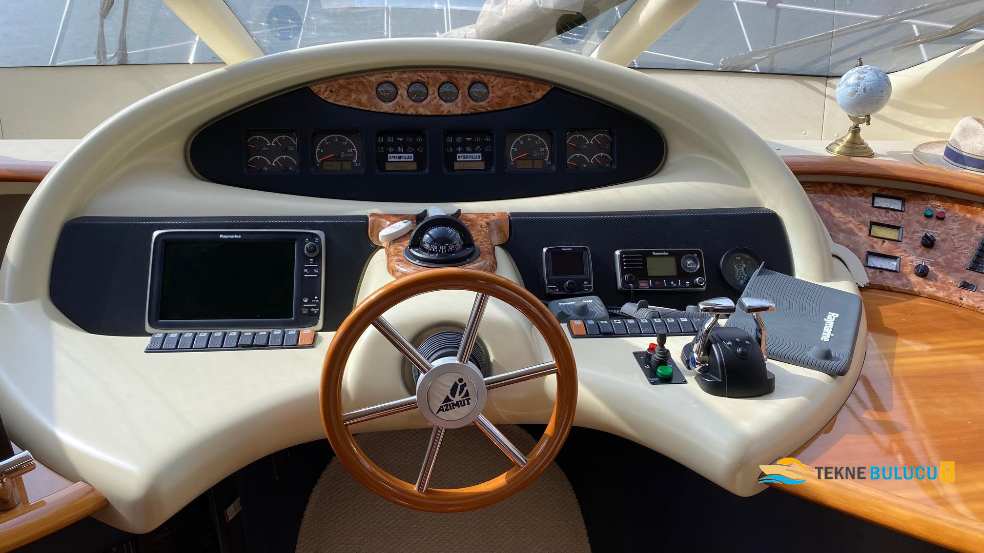Azimut 55 Fly Yeni Kasa 2021 iç mekan 2