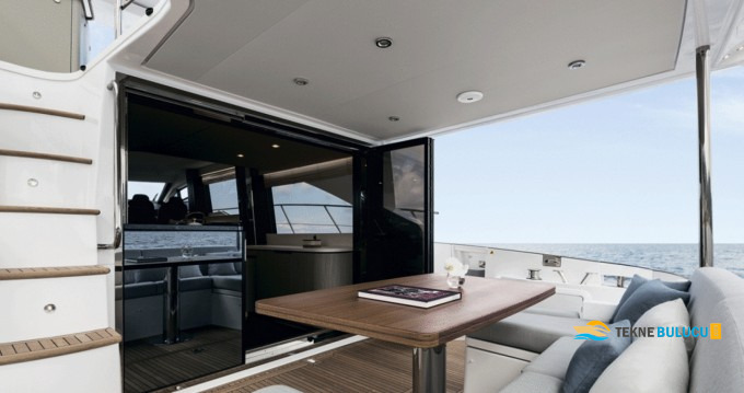 Azimut 55 Fly Yeni Kasa 2021 iç mekan 3