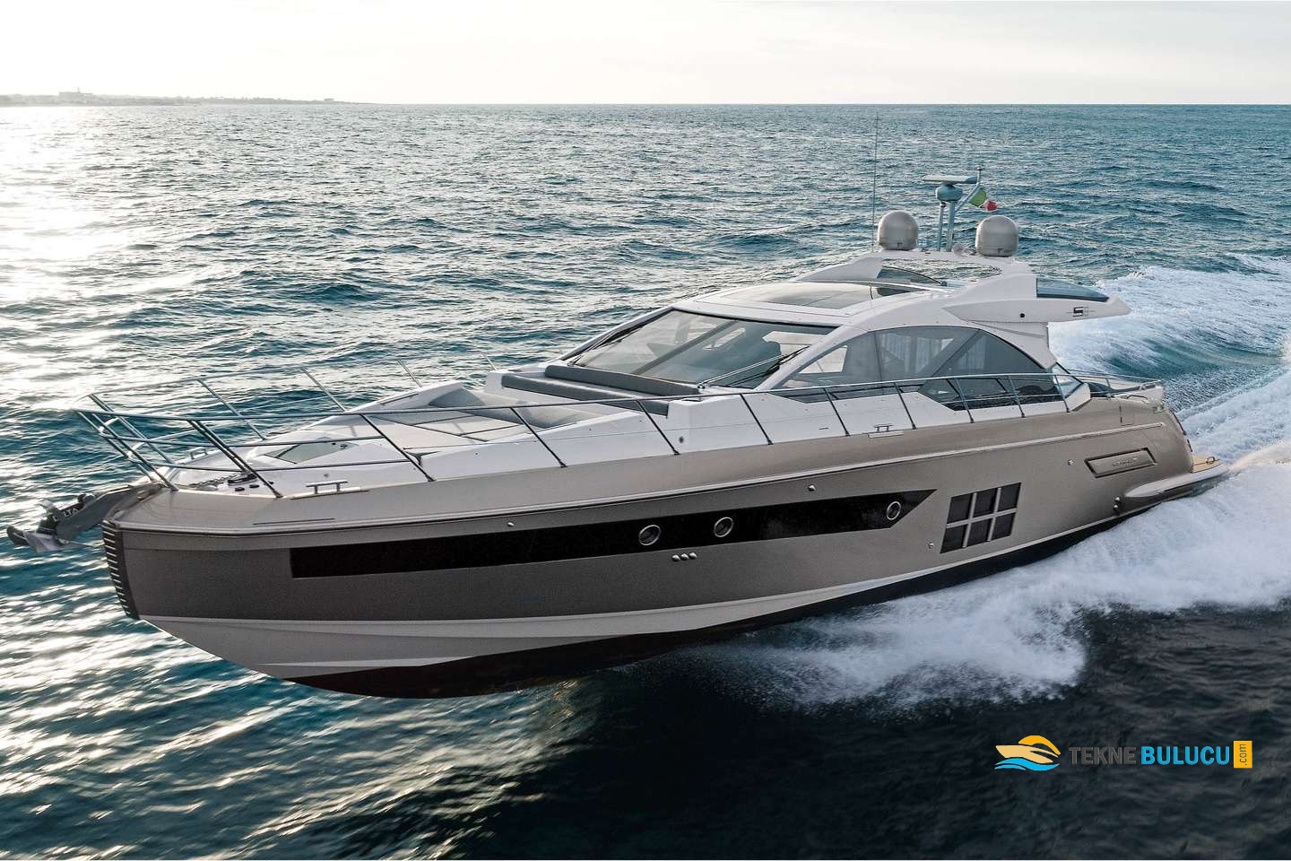 Azimut S6 2023 iç mekan 1