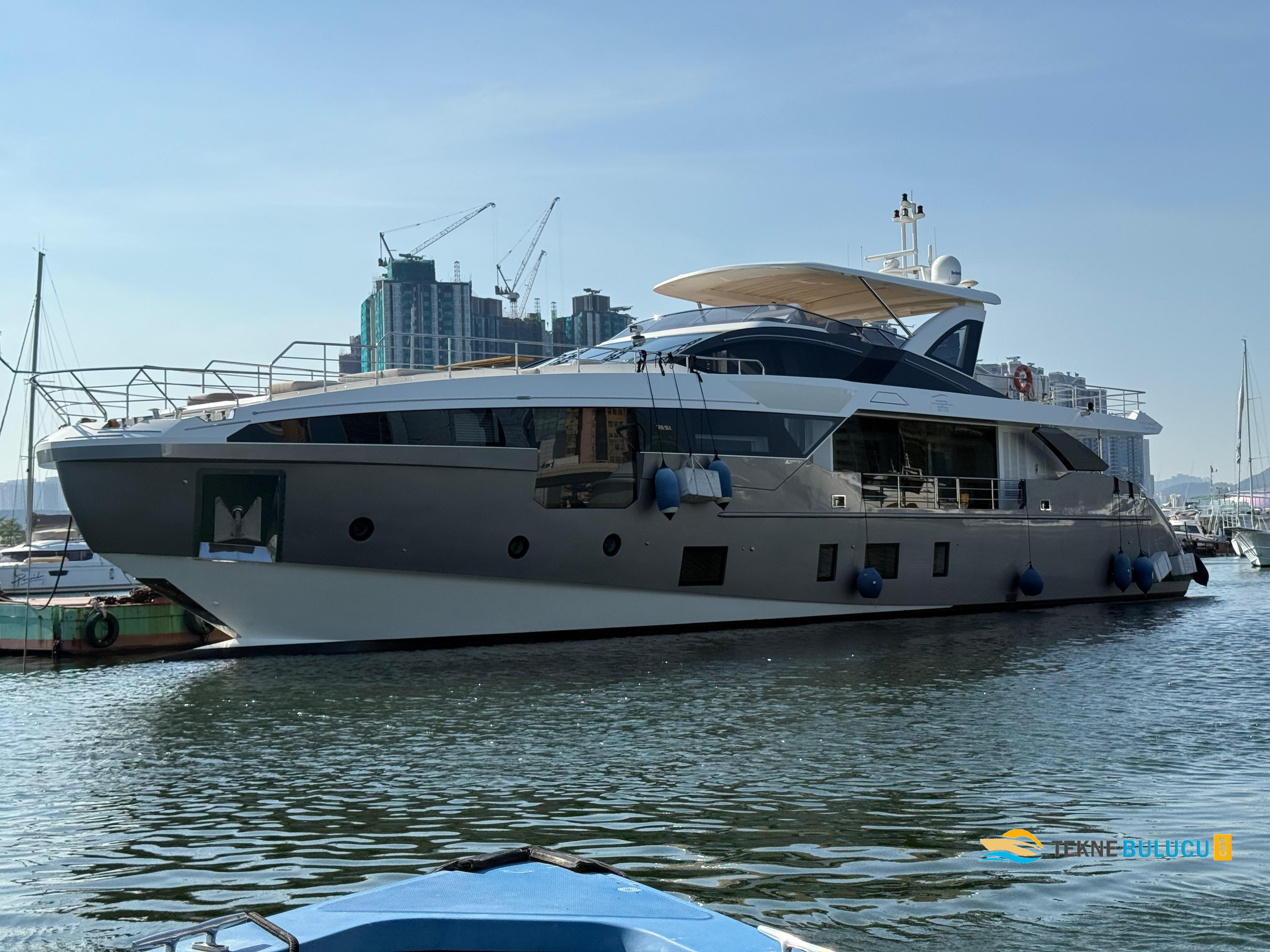 Azimut Grande 32 Metri 2020 iç mekan 3