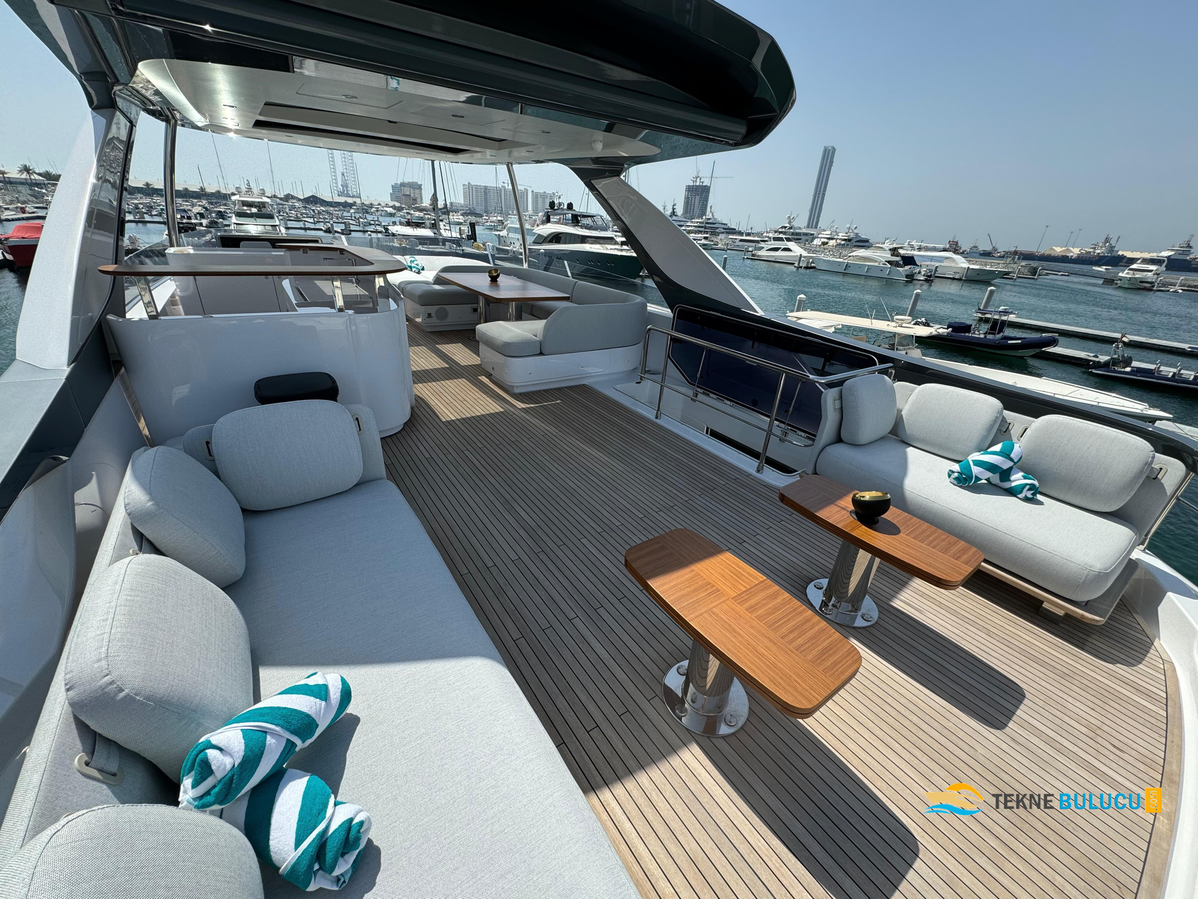Azimut 78 Fly 2026 iç mekan 3
