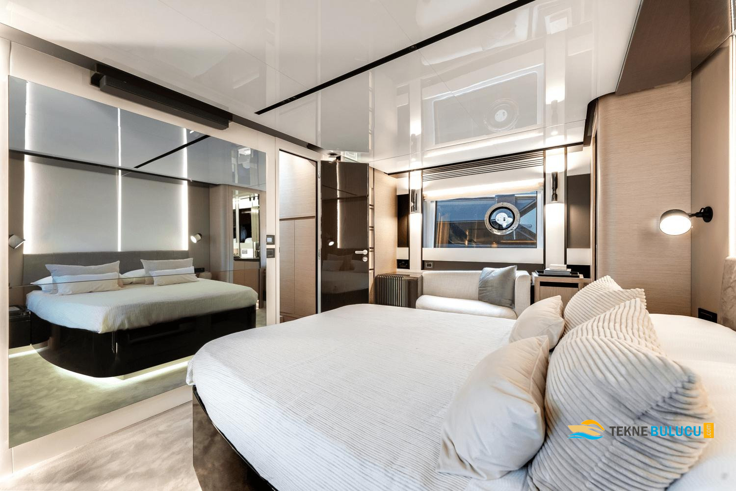 Azimut S8 2025 iç mekan 2
