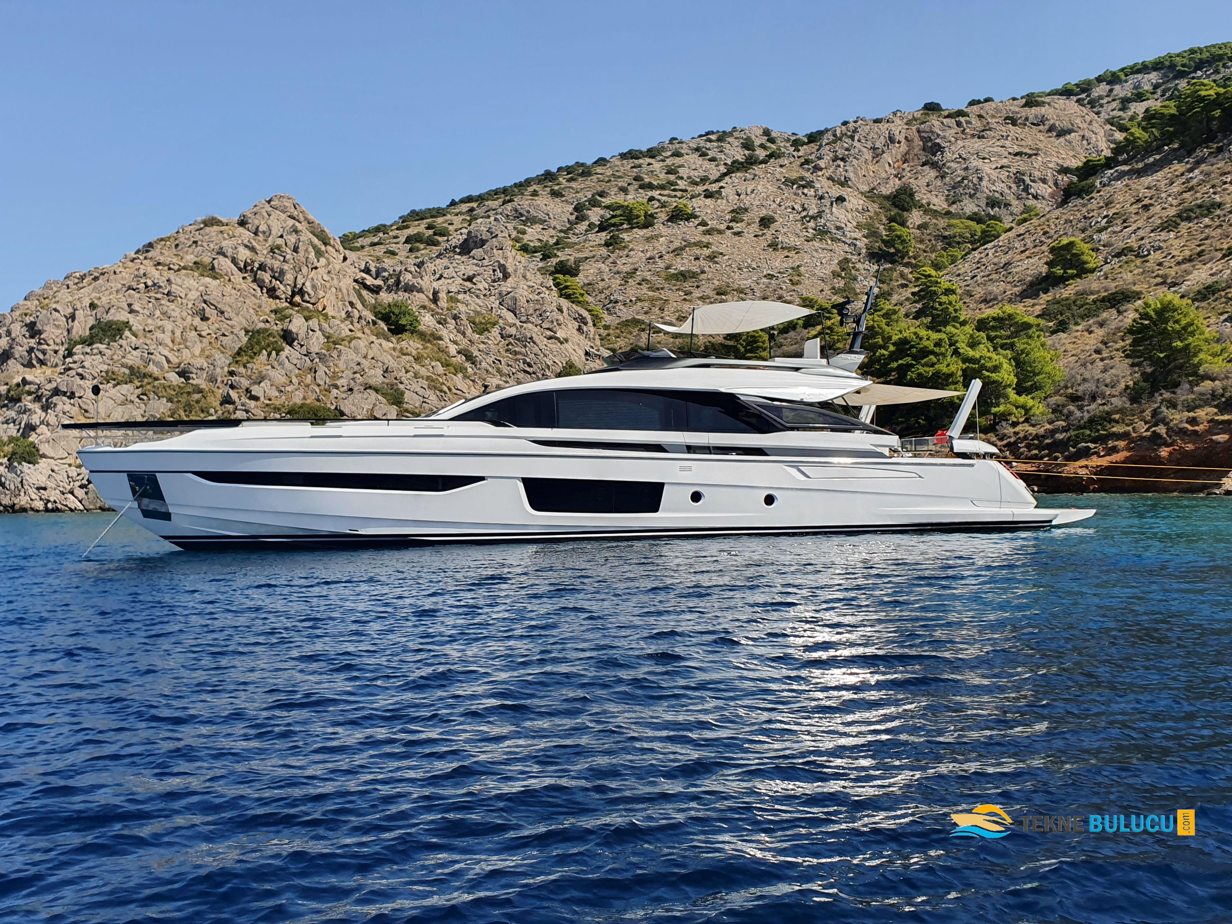 Azimut S10 2026 iç mekan 2