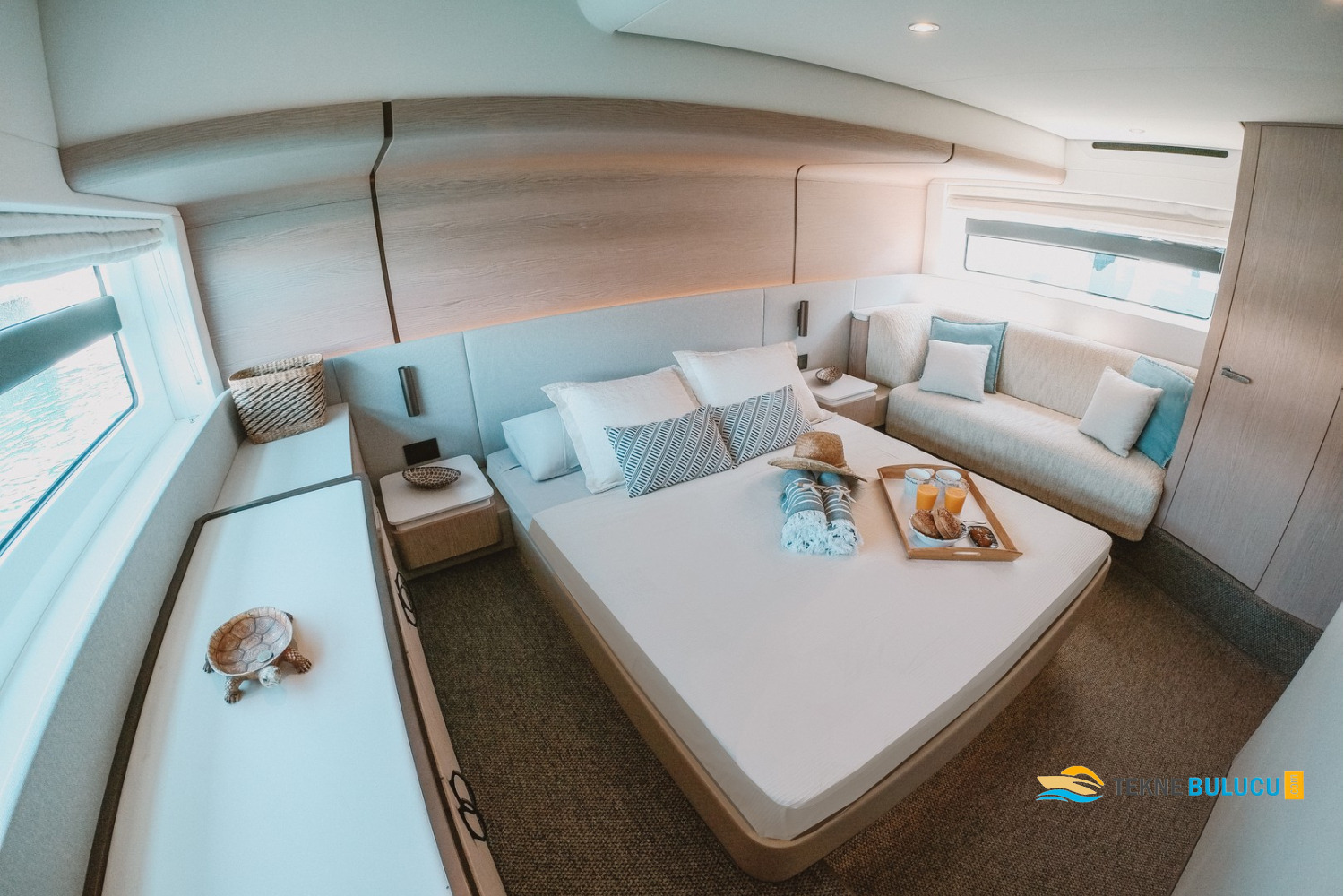 Azimut 53 Fly 2024 iç mekan 3