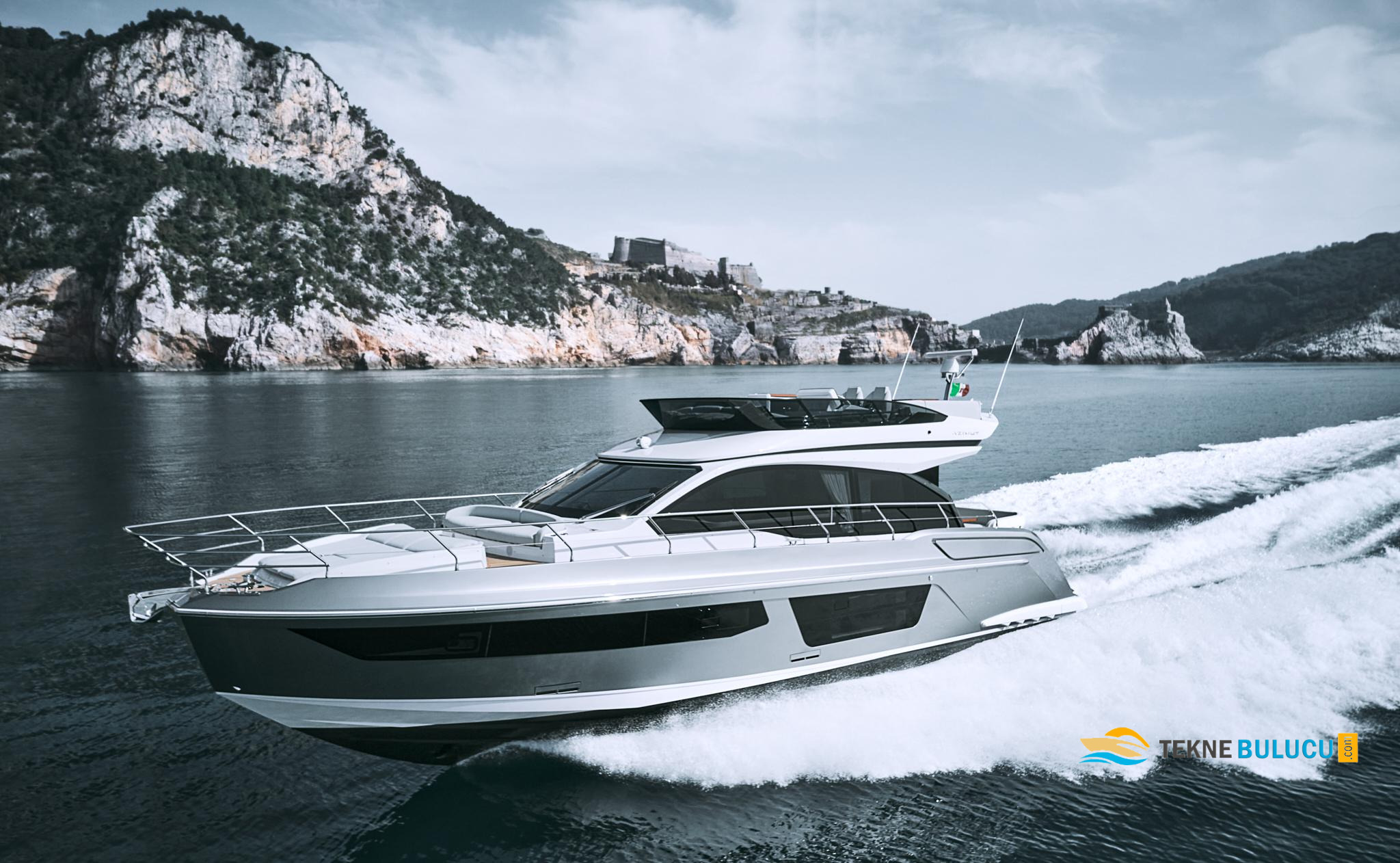 Azimut 53 Fly 2025 iç mekan 2
