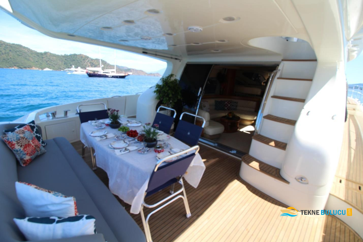 Azimut 68 Fly 2026 iç mekan 3