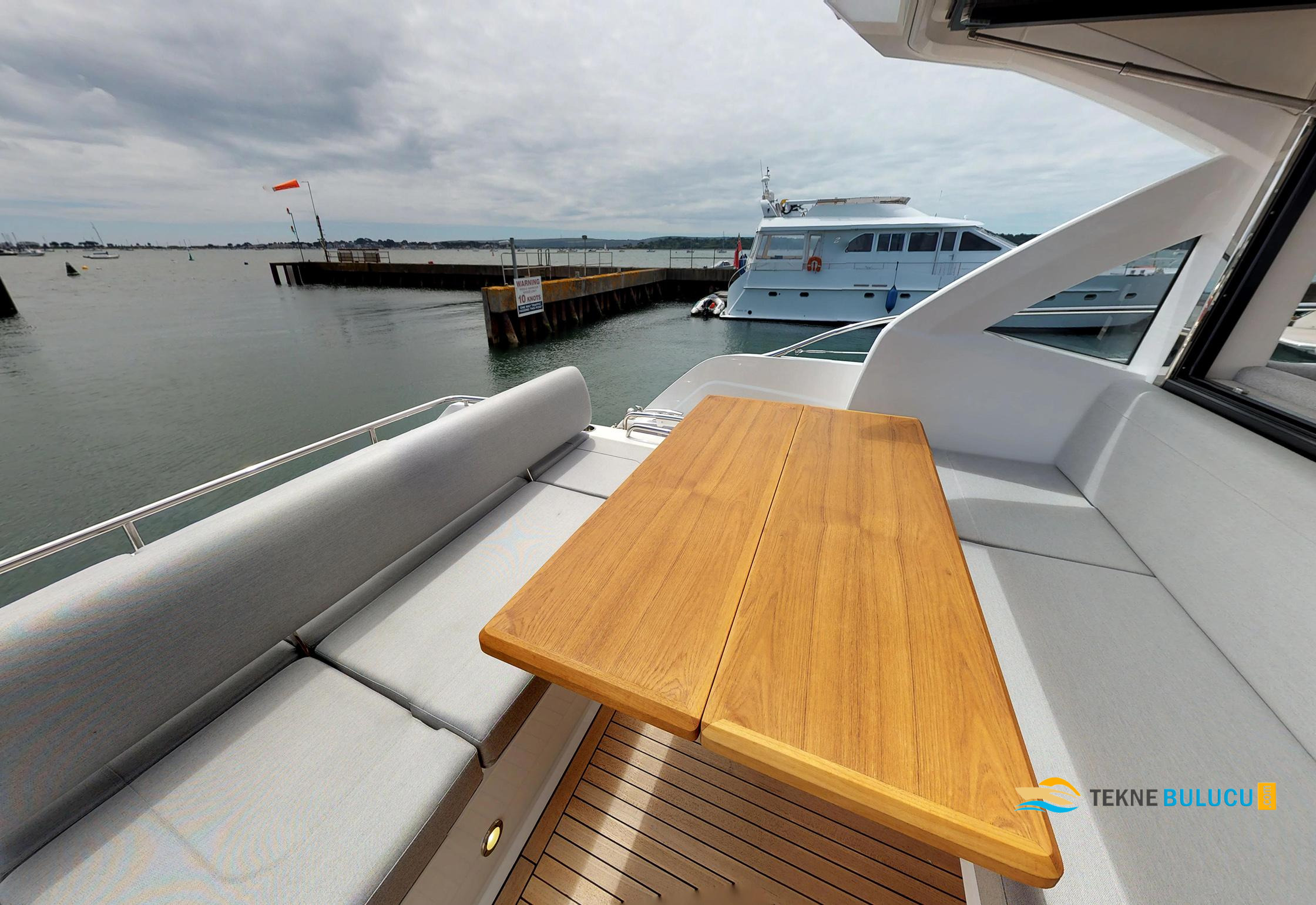 Sunseeker Predator 50 2021 Model iç mekan 2