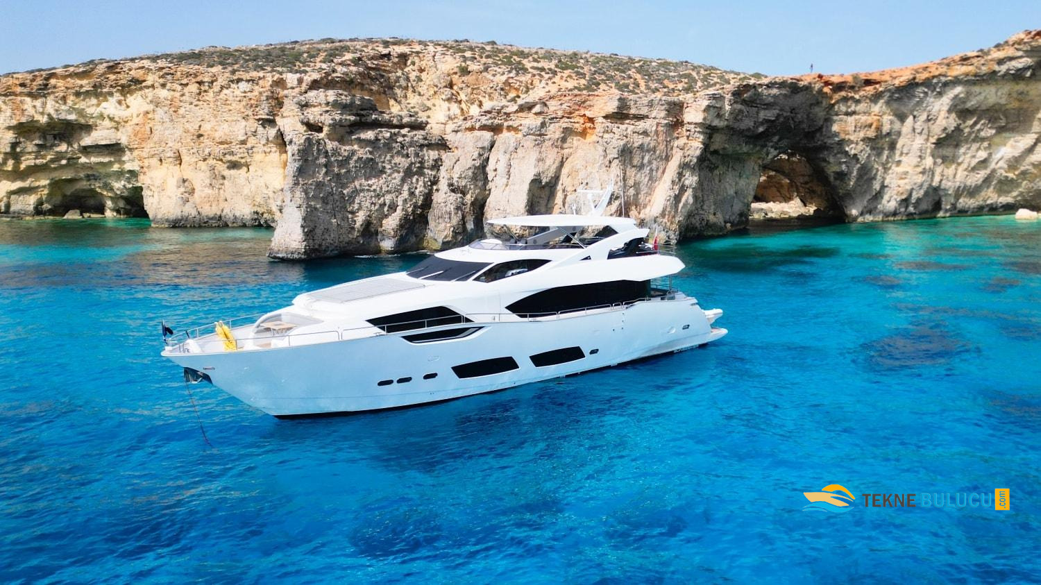 Sunseeker 95 Yacht 2023 Model iç mekan 2
