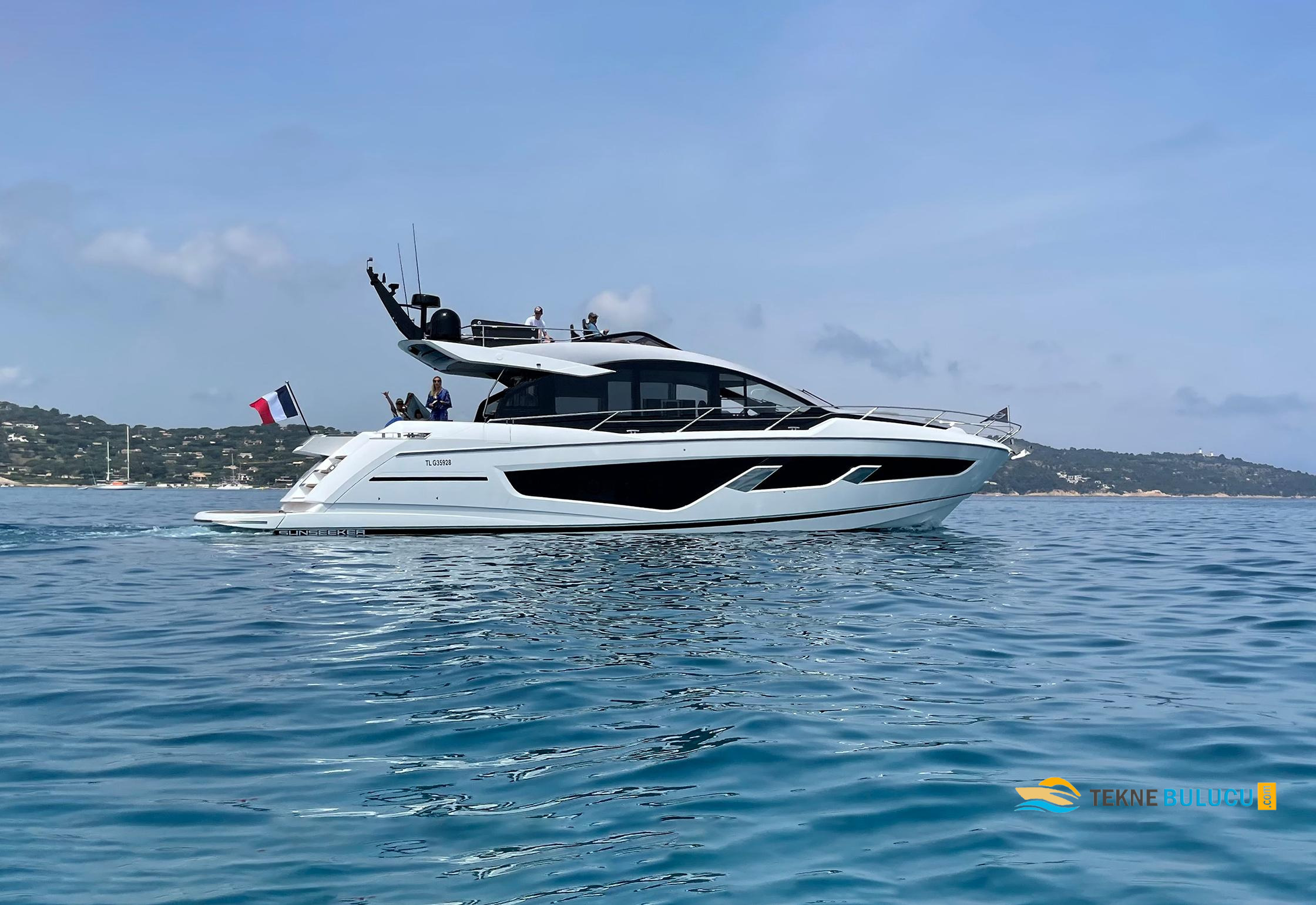 Sunseeker 65 Sport Yacht 2021 Model iç mekan 3