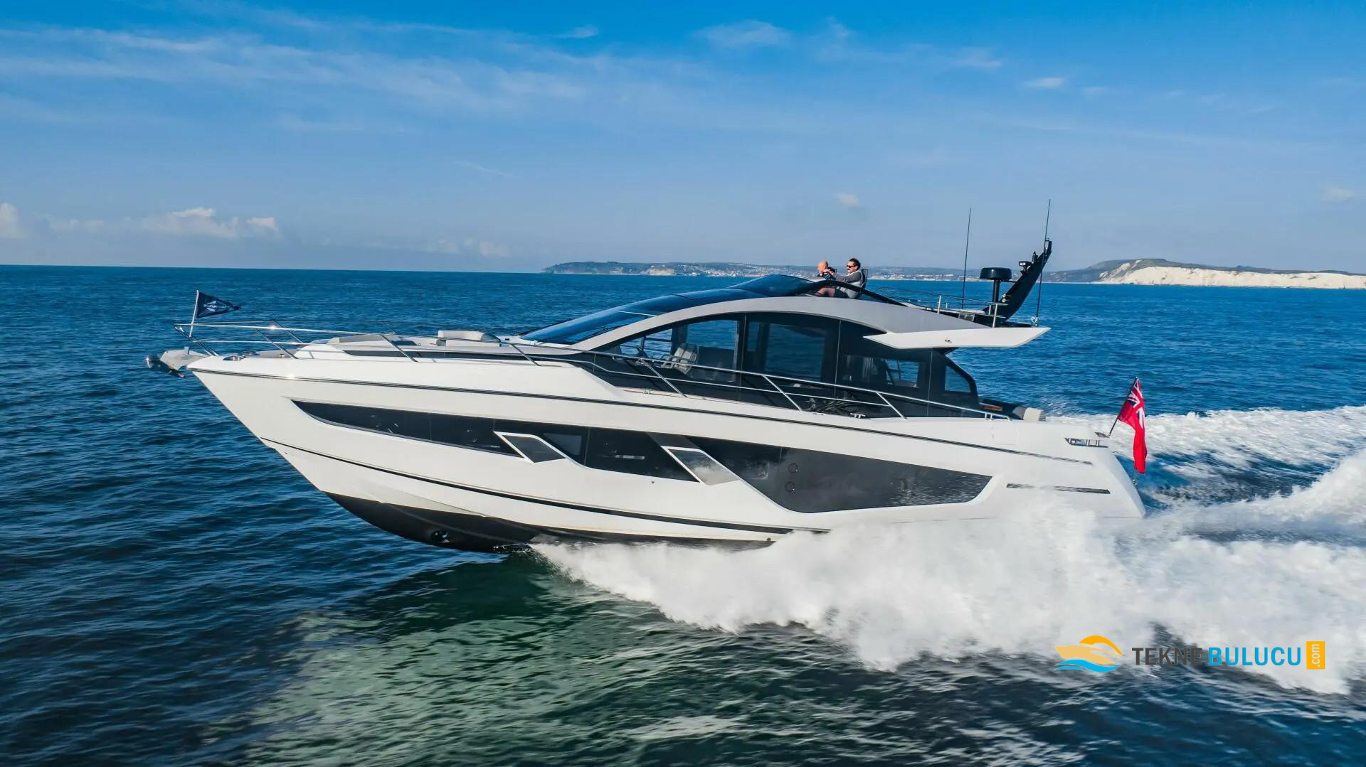 Sunseeker 65 Sport Yacht 2022 Model iç mekan 3