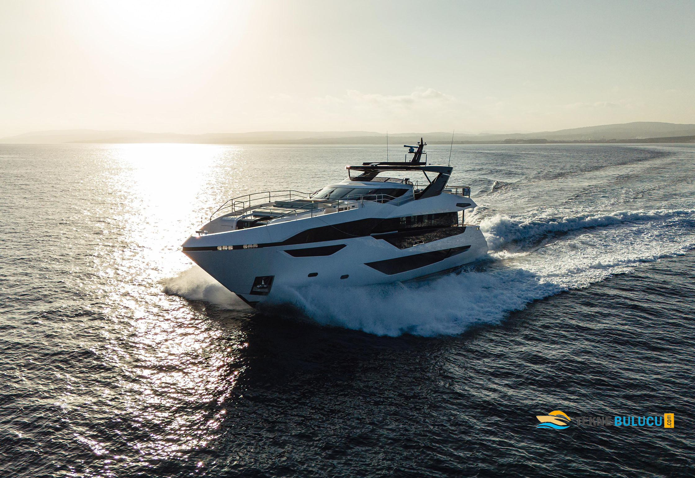 Sunseeker 100 Yacht 2022 Model inceleme