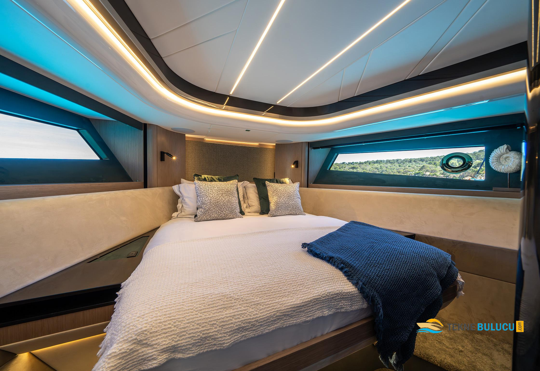 Sunseeker Superhawk 55 2024 Model iç mekan 1