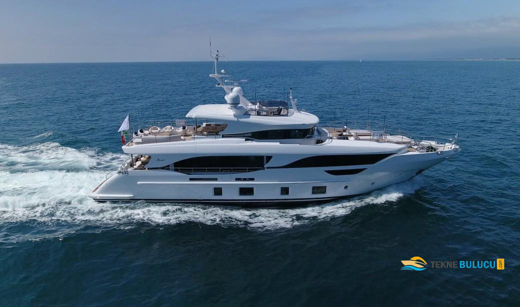 Benetti Delfino Classic 1963 Model iç mekan 1