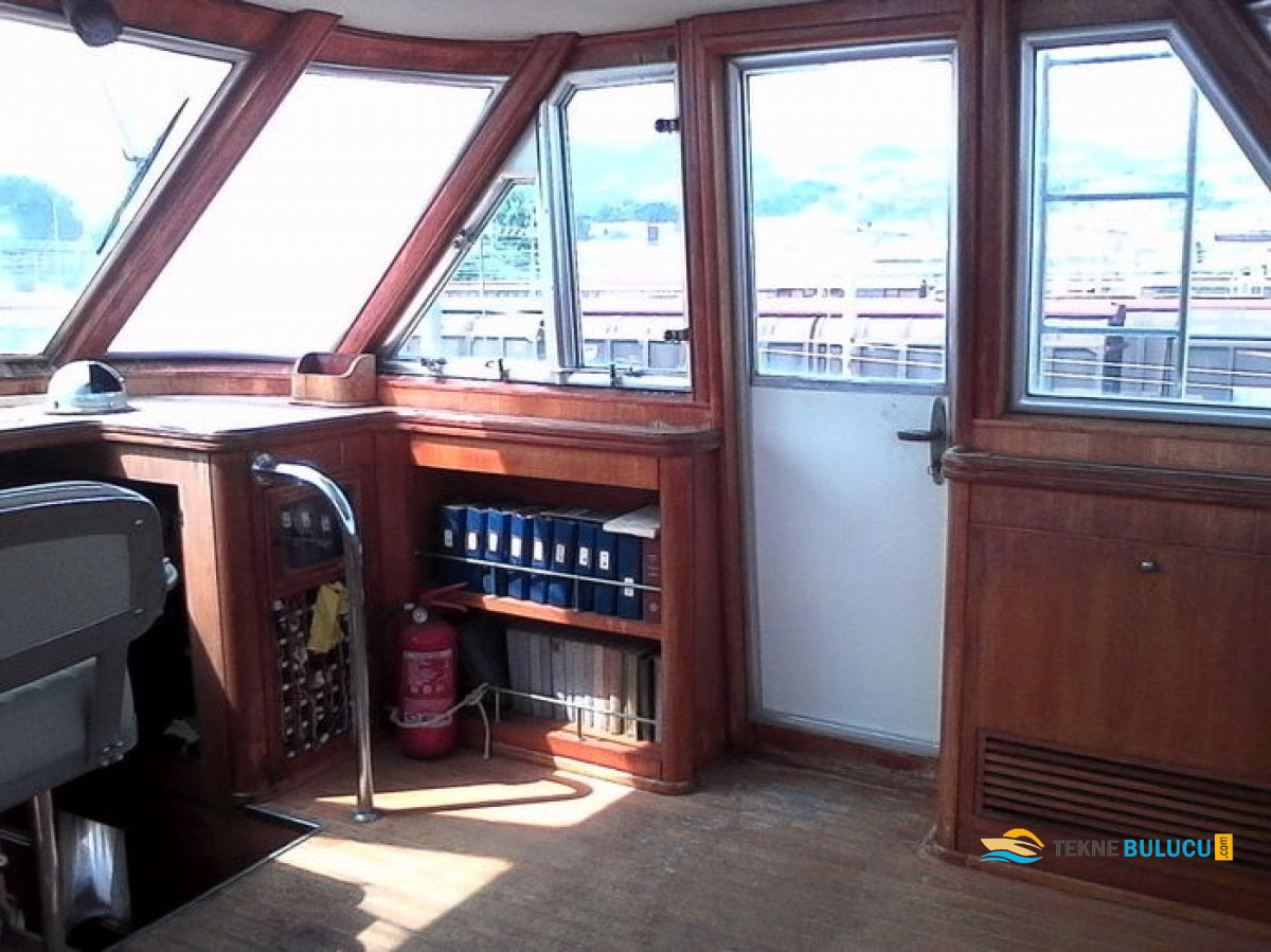 Benetti Gabbiano 1975 Model iç mekan 2
