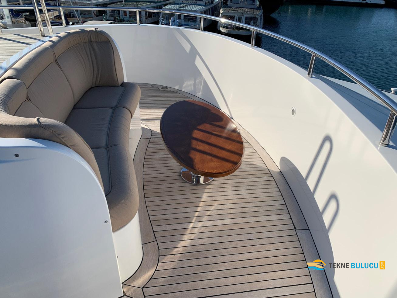 Benetti Classic 115 34m 2003 Model iç mekan 2