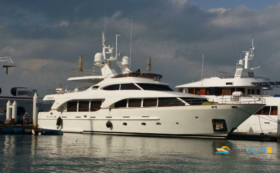 Benetti Tradition 100 30m 2003 Model iç mekan 1