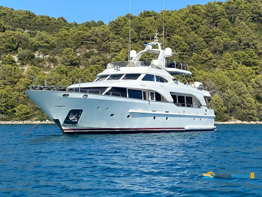 Benetti Tradition 100 30m 2003 Model iç mekan 3