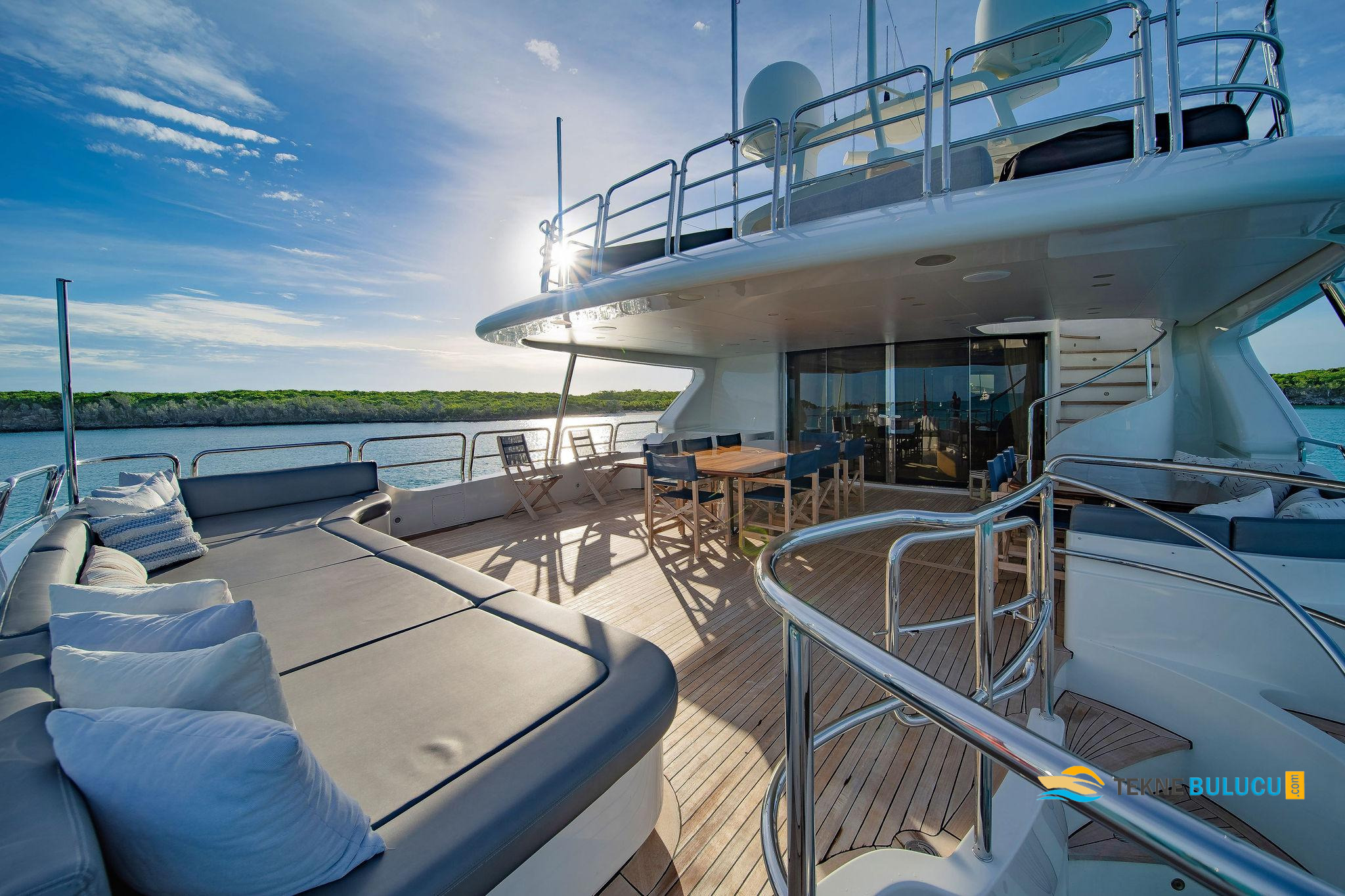 Benetti Classic 120 36m 2007 Model iç mekan 3