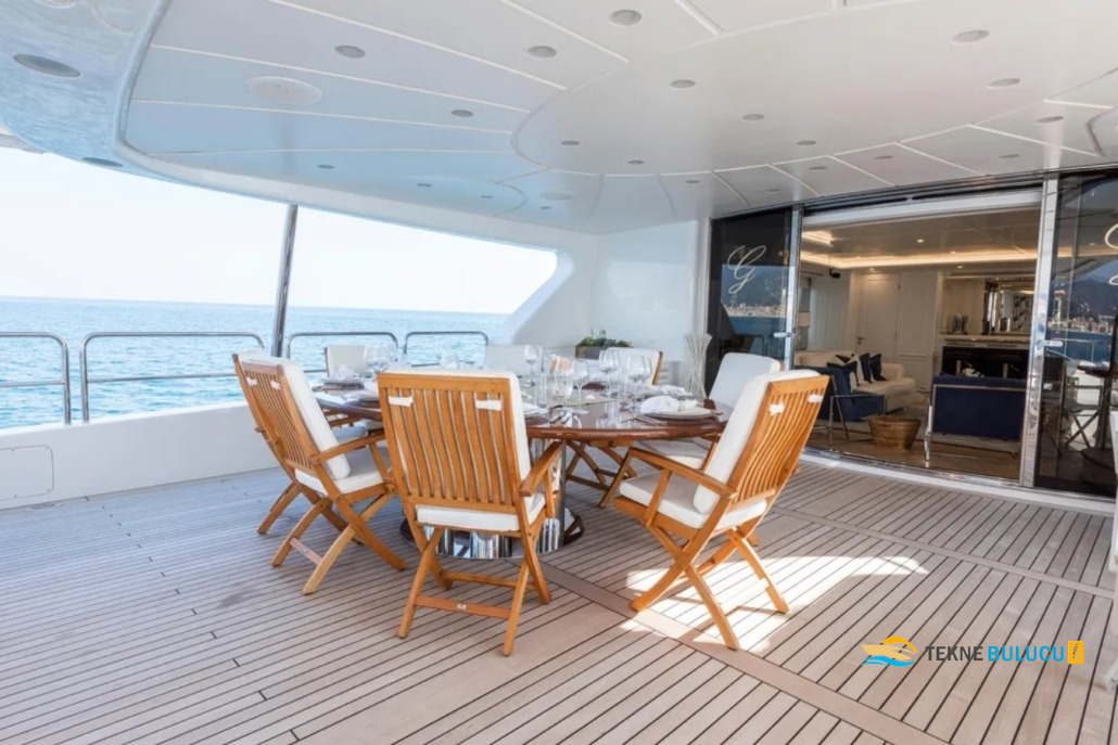 Benetti Classic 120 36m 2009 Model iç mekan 1