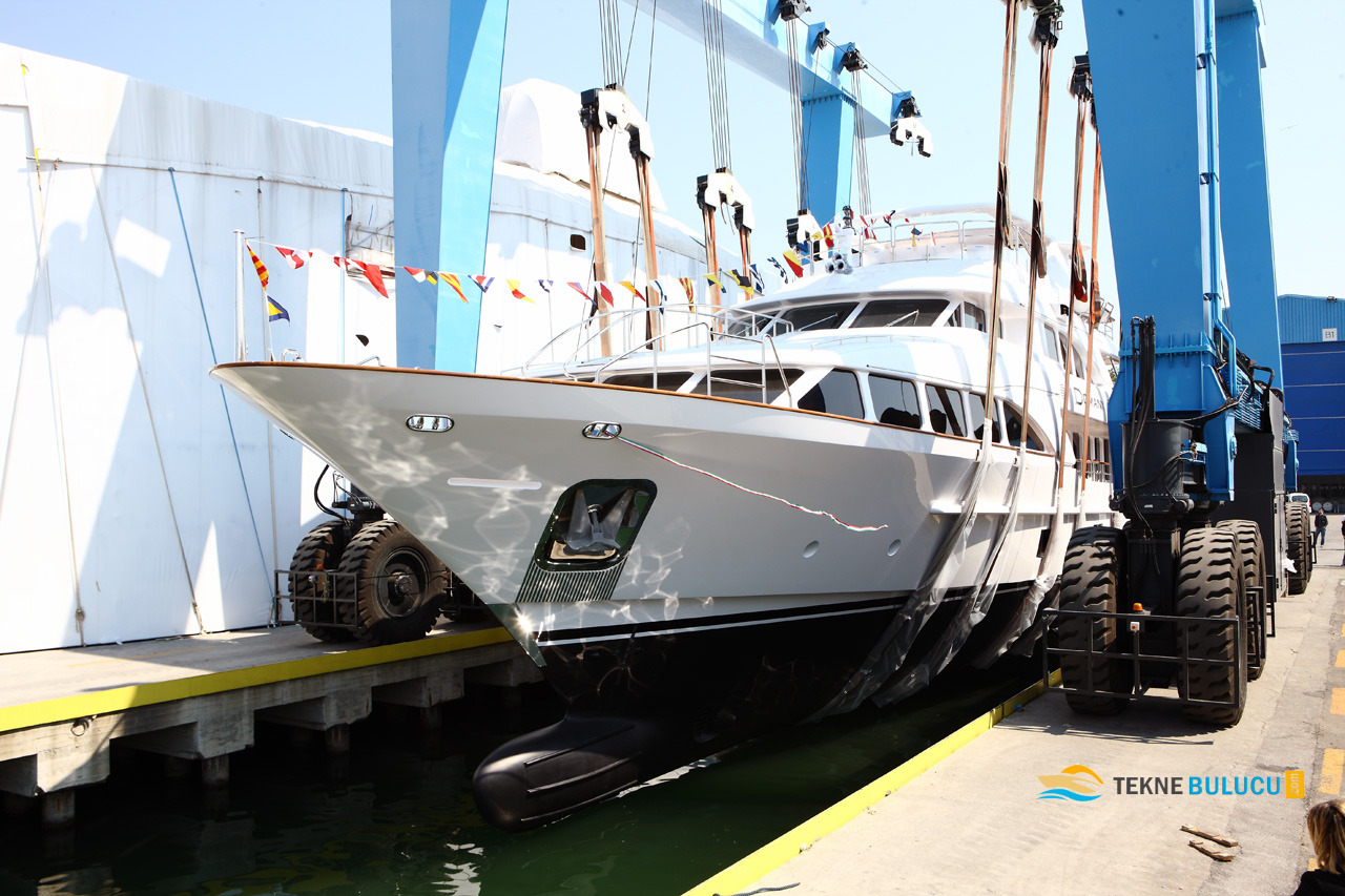 Benetti Classic 121 36m 2013 Model iç mekan 1