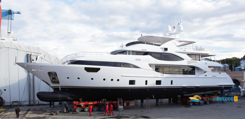 Benetti Crystal 140 2012 Model iç mekan 3