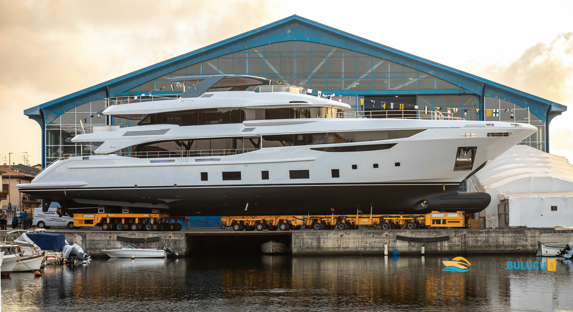 Benetti Diamond 44M 2023 Model iç mekan 2