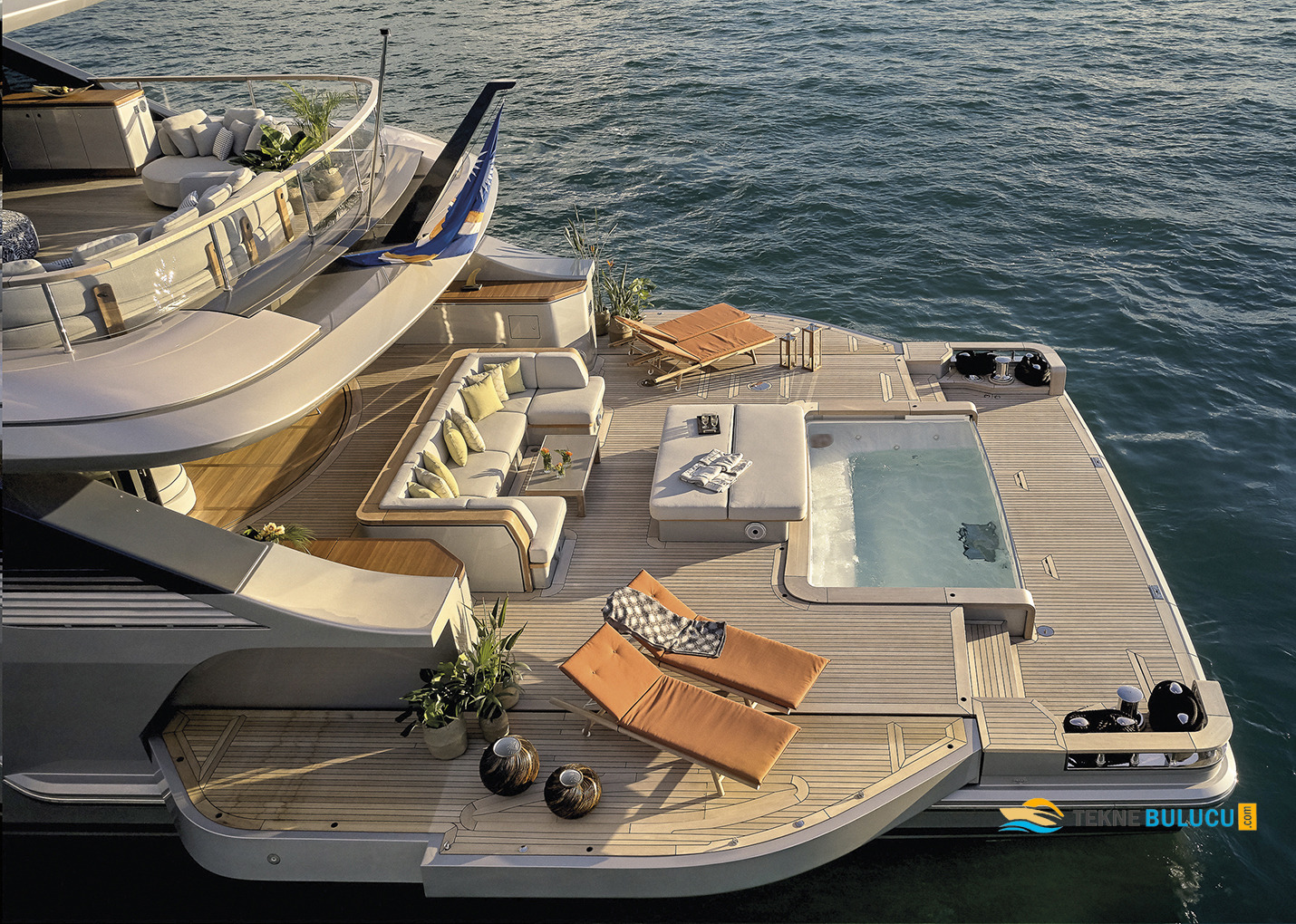 Benetti Oasis 40M 2020 Model iç mekan 1