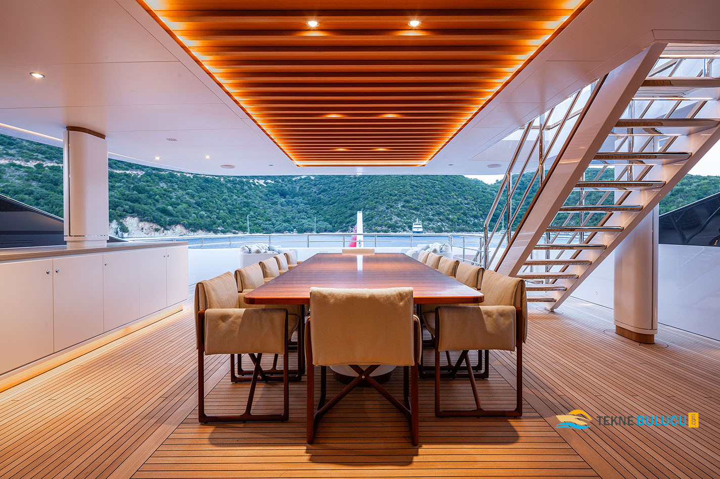 Benetti B.Now 50M 2021 Model iç mekan 3