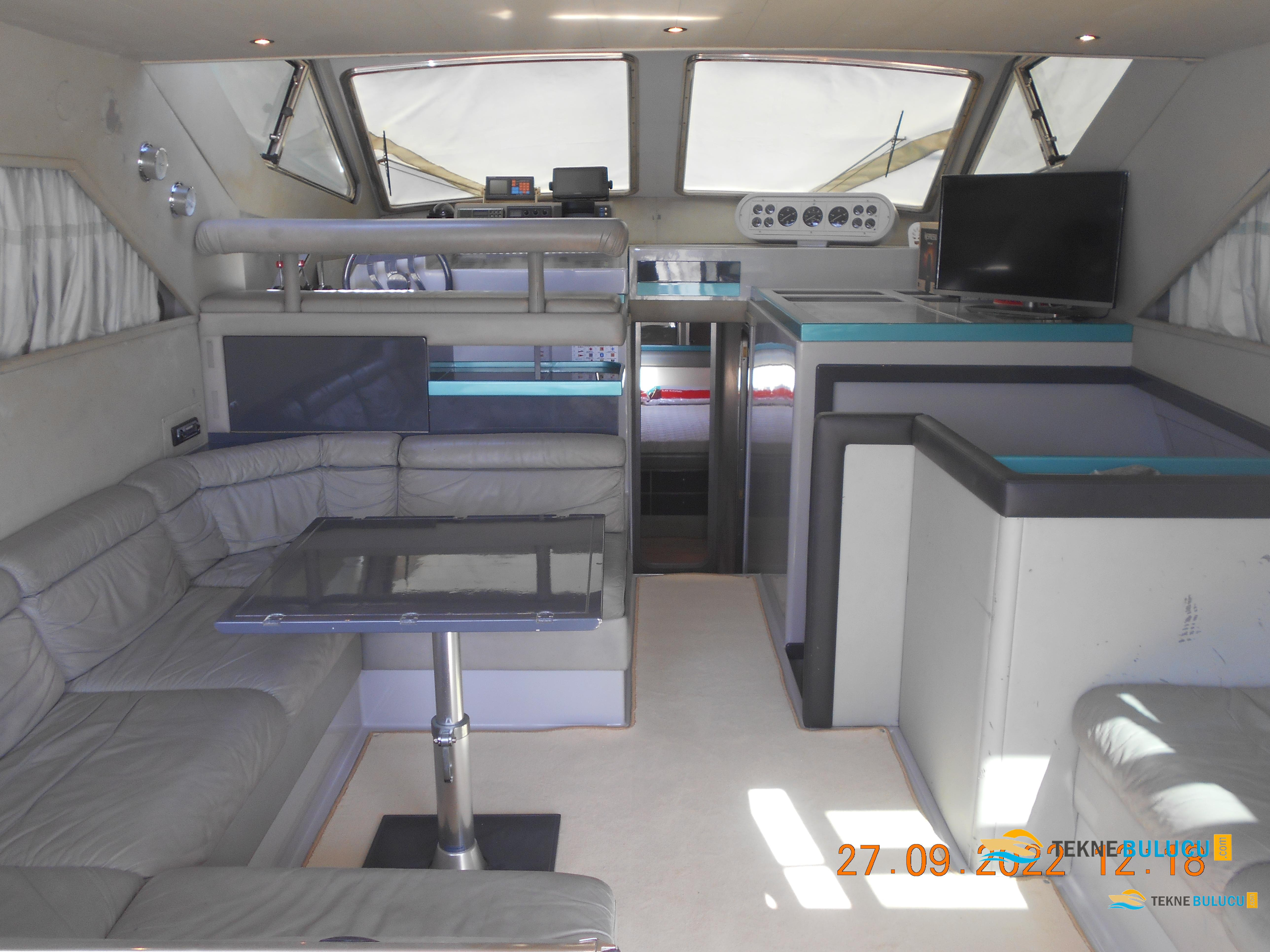 Ferretti Altura 44 S 1989 iç mekan 3