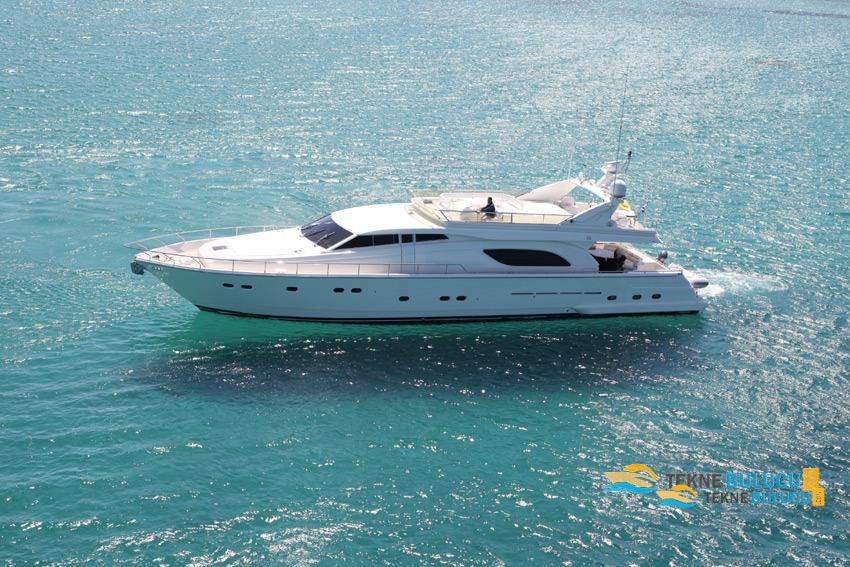 Ferretti 80 1998 iç mekan 3