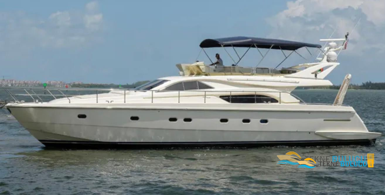 Ferretti 57 2001 iç mekan 1