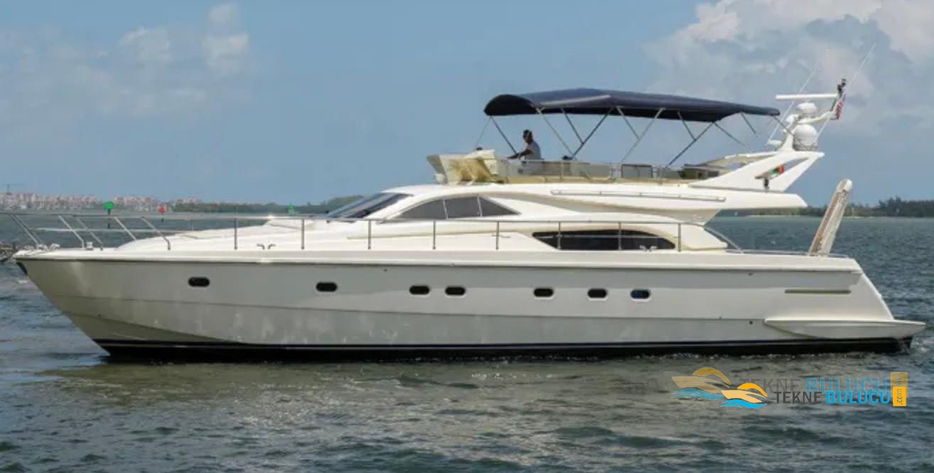 Ferretti 57 2002 iç mekan 1