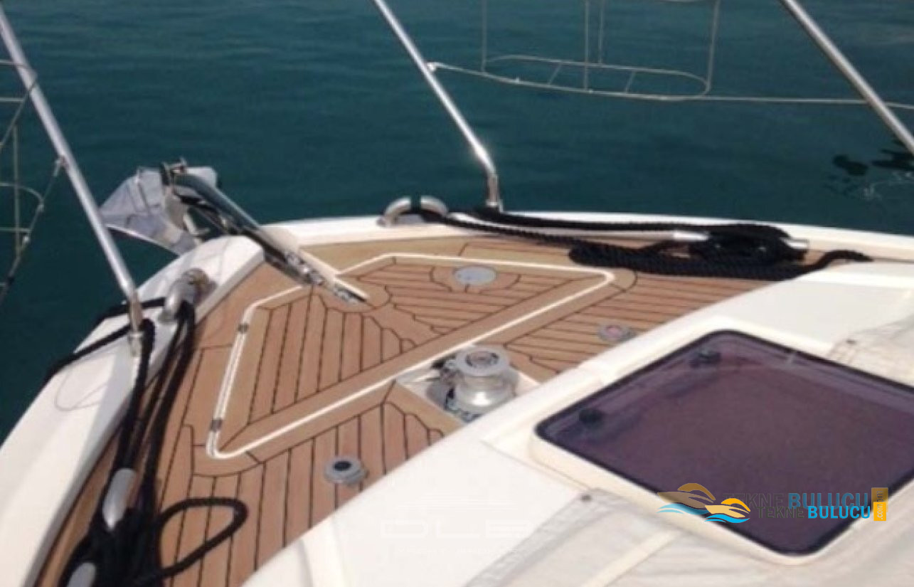 Ferretti 480 2002 iç mekan 2