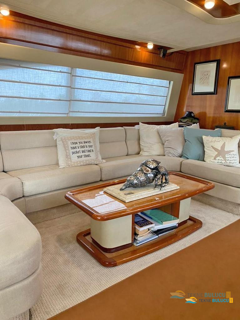 Ferretti 76 2001 iç mekan 3
