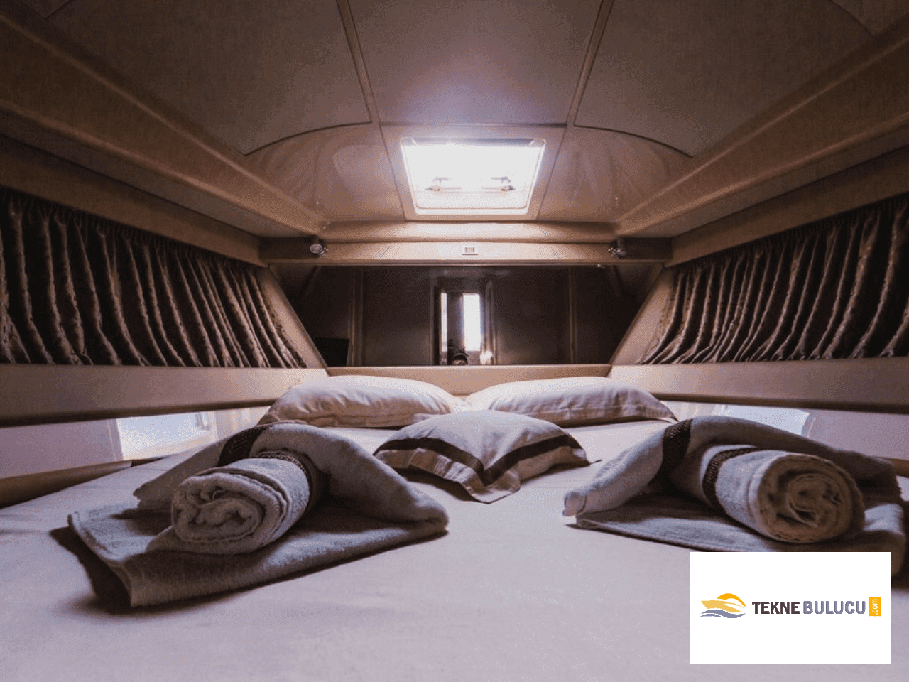 Ferretti 460 2004 iç mekan 3