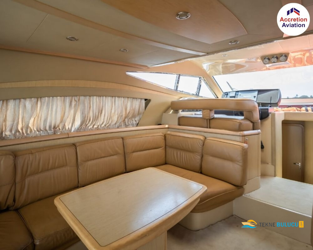 Ferretti 460 2006 iç mekan 1